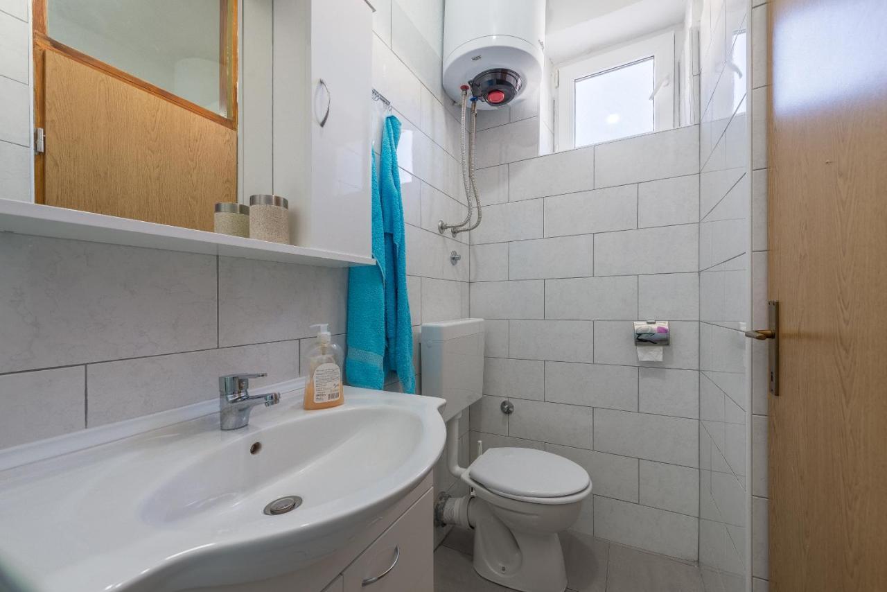 Apartmani Mlinar9 #2 กอร์นยิ คาริน ภายนอก รูปภาพ